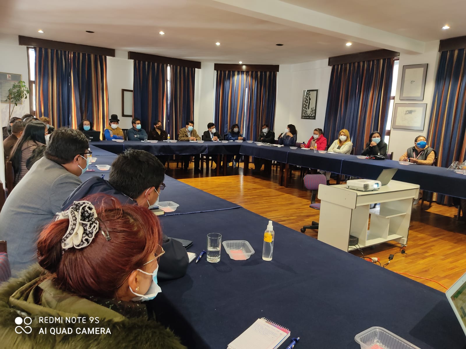 Présentation des résultats de la base de référence du projet avec les acteurs éducatifs des municipalités de La Paz et El Alto, région d’Aymara.